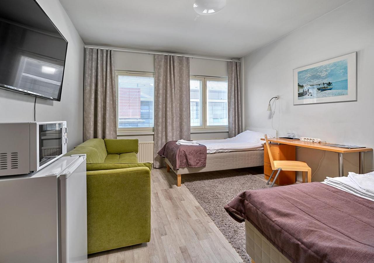 Gasthaus Lohja Bed & Breakfast Экстерьер фото